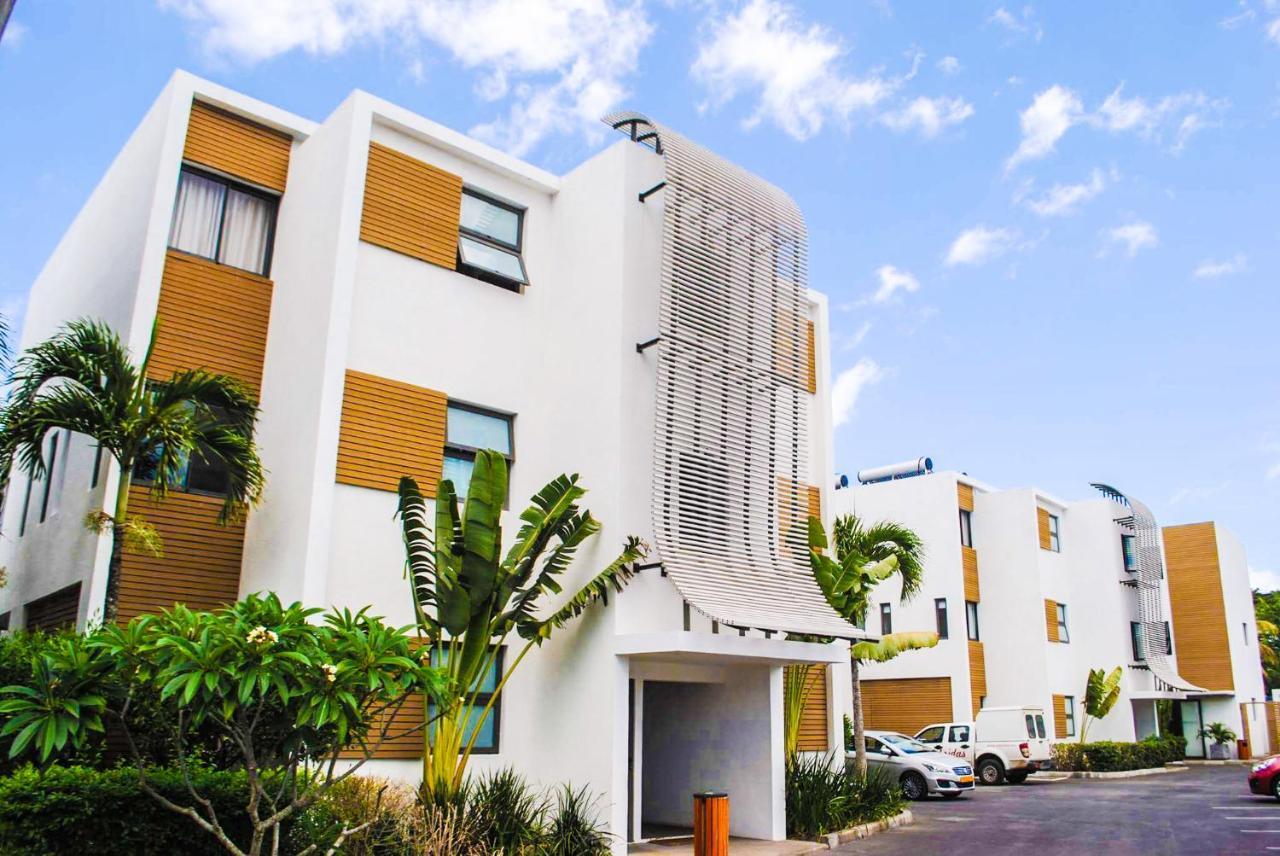 Cap Ouest Luxury Beachfront Flic-en-Flacq Buitenkant foto